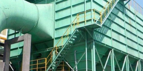 塑燒板除塵器過濾粉塵的效果怎么樣？廢氣處理廠家耀先環(huán)境設(shè)備質(zhì)量佳